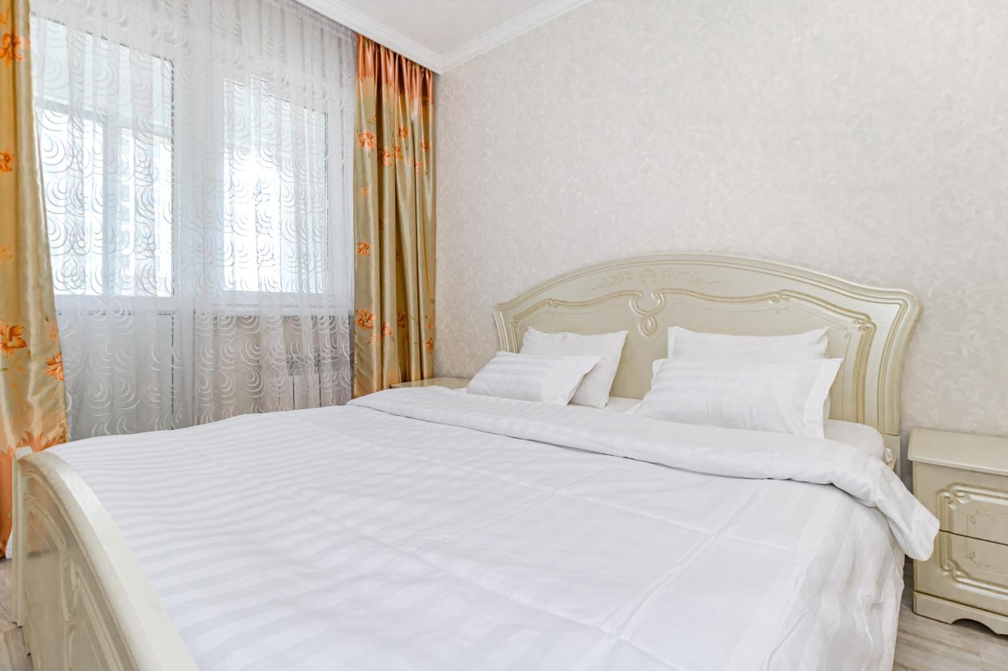 Apartments 7 Я-14 Nur-Sultan  Exterior photo